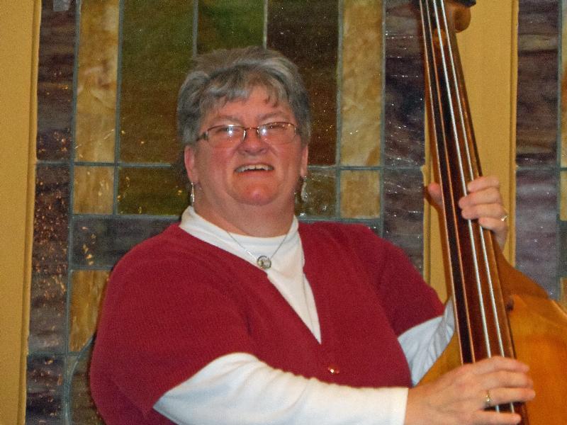 Cara on bass.